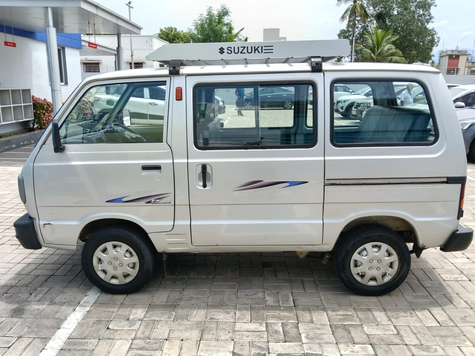 Maruti Suzuki Omni - Image 10